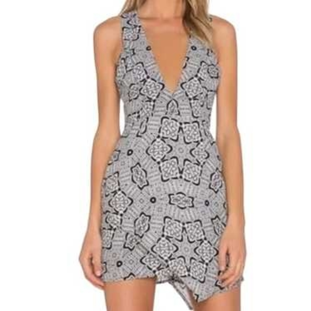NBD Black & White Uniquely Beautiful Geometric Mini Dress Nwot*Sale